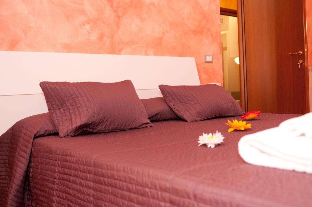 Lucky Domus Esquilino Apartment Rome Room photo