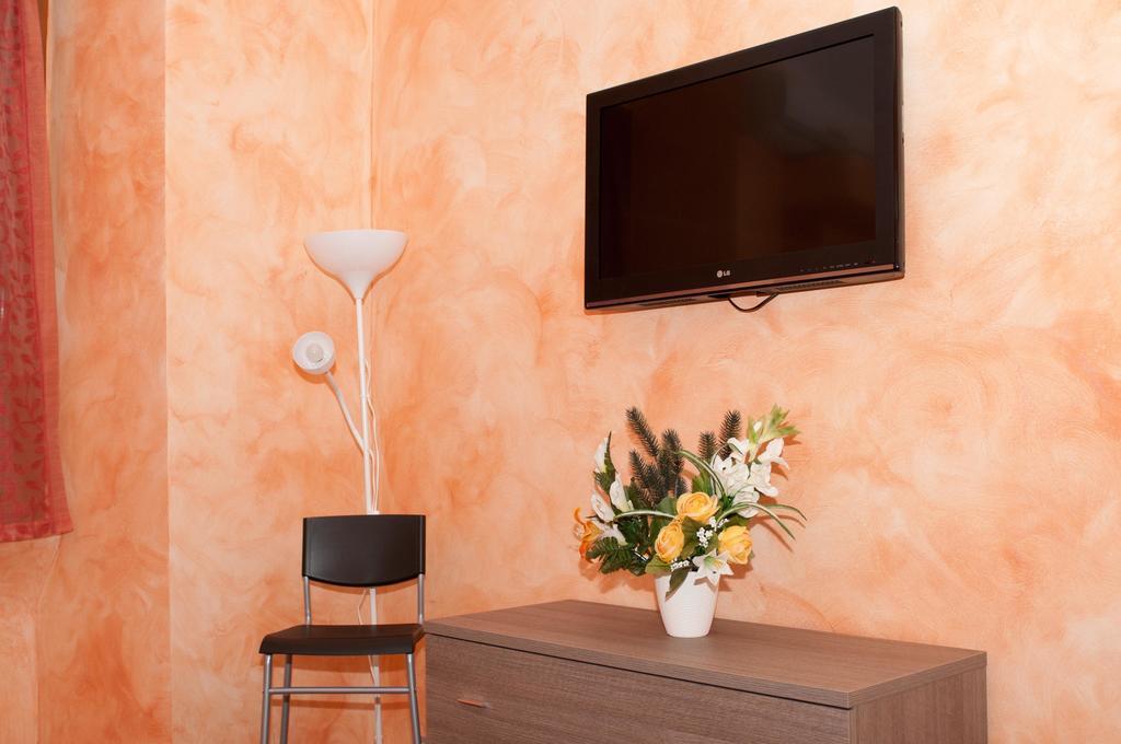 Lucky Domus Esquilino Apartment Rome Room photo
